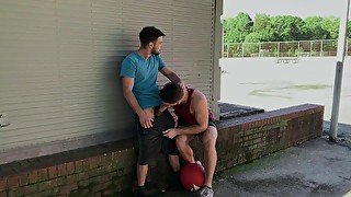 Johnny Rapid Sucked By Dalton Riley After Working Out