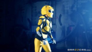 Yellow power ranger chick gets rammed by hunk in gorilla suit