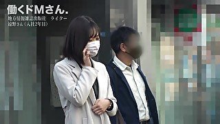 自宅勤務中の編集者のOLおさんの部屋に突撃して強引にハメる