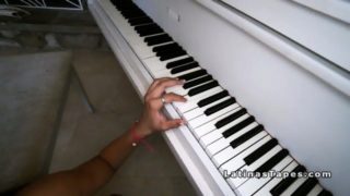 Latina sucks dick and plays piano