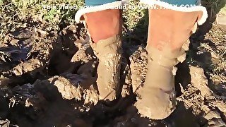 UGG triple button chestnut boots deep mud