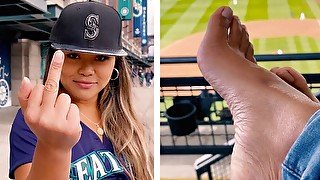 BASEBALL FEET feat ASTRODOMINA