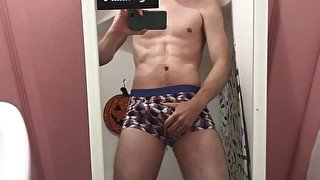 Twink quietly masturbates in bathroom while roommates are asleep