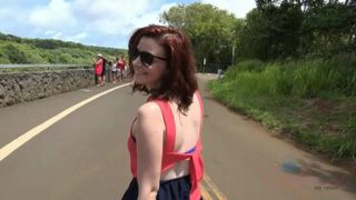 Out of all the places to jerk you off in Hawaii, Emma picks a car!