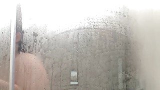 Shower Live