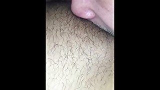 Eating creampie pussy