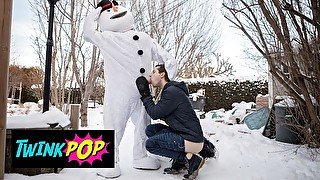 TWINKPOP - Tattooed Guy Bo Sinn Gets Dressed As A Snowman And Fucks All Of Benjamin Blue's Holes