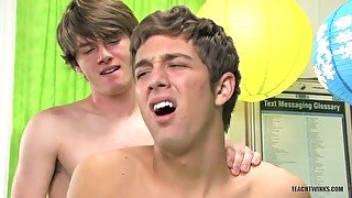 Home Alone Horny Twinks - Jeremy Sommers & Levon Meeks