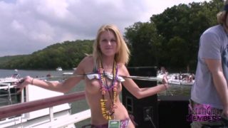 Wild Party Girls Get Naked & Lick Pussy At Lake Of The Ozarks