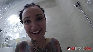 Tattooed babe Adel Asanti masturbates then sucks a dick