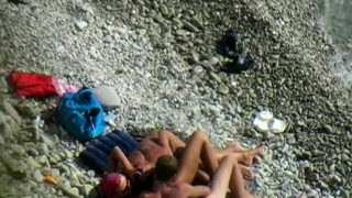 VOYEUR BEACH GIRLS 36