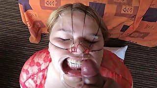 SEMEN EN LA CARA en ESCENA FACIAL BONDAGE