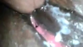 watch her squirt !!! MUST SEE