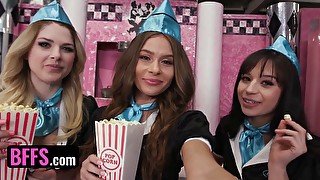 Aria Valencia, Riley Reign & Nicole Aria go wild for a juicy tip - BFFS!