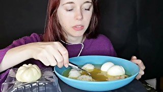 asmr mukbang feederism soupe chinoise