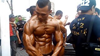 Hot muscle backstage