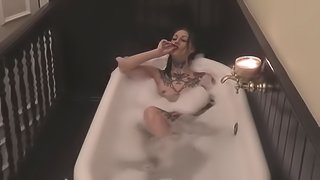 spy on Erika horny bath time