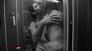 INCREDIBLY BEAUTIFUL  AND REAL SEX IN THE SHOWER: AMAZING COUPLE