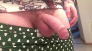 Uncut Dick Peeing