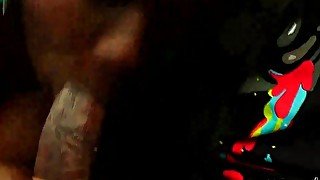 EBONY WIFE GIVES BLOWJOB PLEASURE IN CAR !!