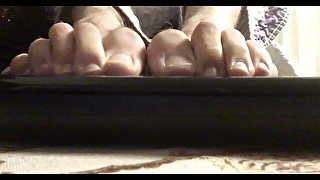 Foot models sexy feet fulfil my fetish by coming to life - Manlyfoot - some dreams do come true