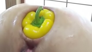 Paprika anal insertion