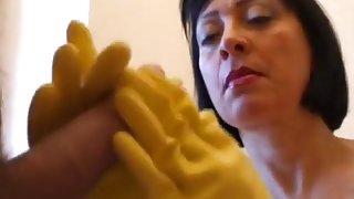 RUBBER HOUSEHOLD GLOVES HJ.MATURES