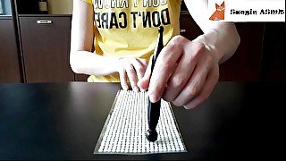 2[ASMR] Scratching rhinestones (no talking)