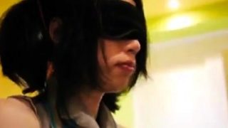 Japanese teen CD blindfold bj swallow