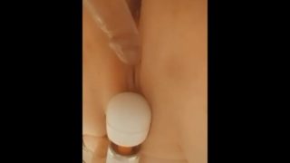 Blonde slut makes herself cum on a clear cock