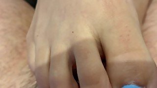 Kira_b: Close-up toejob with long sexy blue toenails