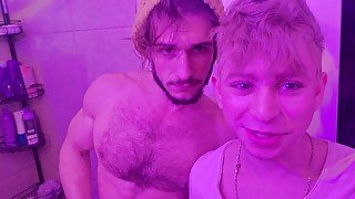 Daniel Hausser sucks Donte Thick after shower