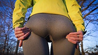 Teen Japanese Showing Off Her Pawg Ass In Tight Leggings Outdoor