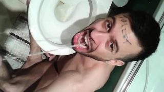 Piss in my own mouth! I'm a bathroom that is human!