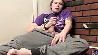 Straight dude masturbates and cum blasts