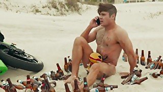 Zac Efron sexy scenes in 'Dirty Grandpa'