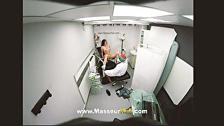 FullVideoCum Perverted masseuse enjoys this Latina milf with a giant ass and big tits