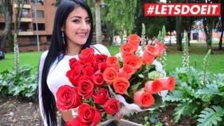 Brunette Takes Sex over Roses #LETSDOEIT