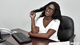 Black beauty, Ana Foxxx is using an opportunity to masturbate while alone in her office