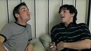 Amateur Shane Allen smokes during anal fucking and facial