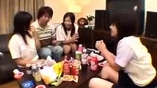 Amateur Asian gives amazing blowjob