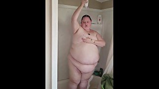 SEXY BBW SHOWER TIME