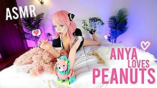 ANYA LOVES PEANUTS ( Anya Forger Cosplay )