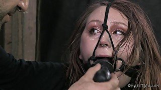 Tattooed amateur Mollie Rose loves being tied up and rough fucked