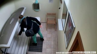 Live voyeur masturbation in the czech republic solarium