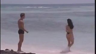 Gloria Gucci Fucking On The Beach