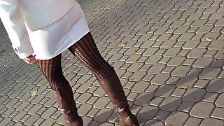 Pantyhose in miniskirts