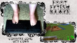 Sexy Gamer Girl Playing Minecraft With Her Feet pt 6