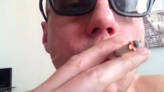 I cum into my mouth, smoke a joint during cumplay and eat everything