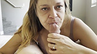 Sexy MILF Finishes The Job & Swallows - Deepthroat